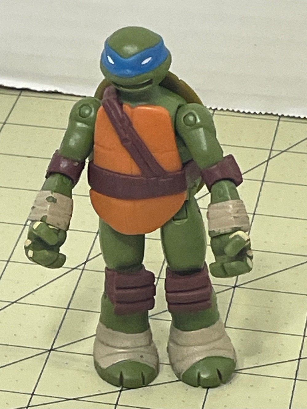 Teenage Mutant Ninja Turtles Playmates Viacom 2013 Action Figures Leonardo